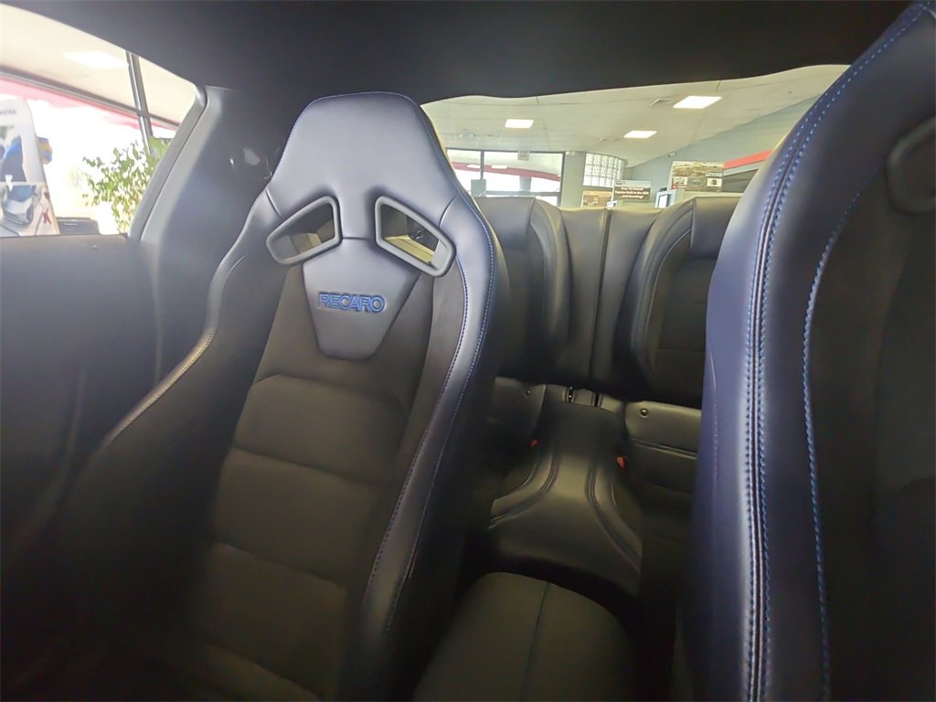 Used 2025 Ford Mustang Dark Horse image 13