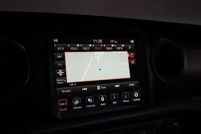 Used 2023 Jeep Wrangler Willys image 24