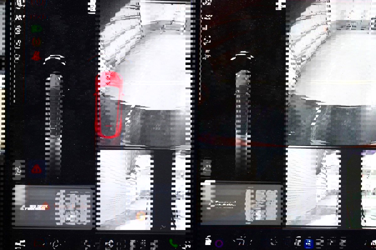 Used 2022 Tesla Model Y Performance image 23