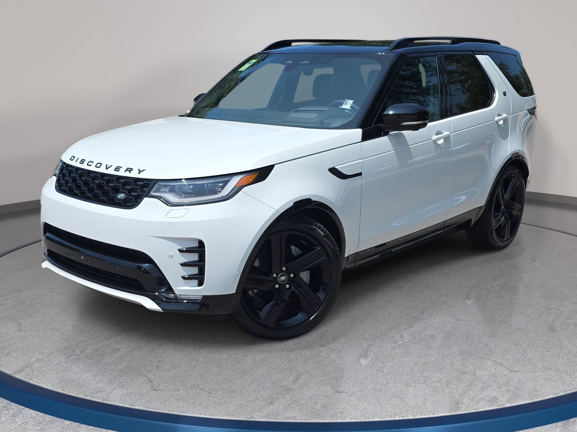 Certified 2025 Land Rover Discovery Dynamic SE