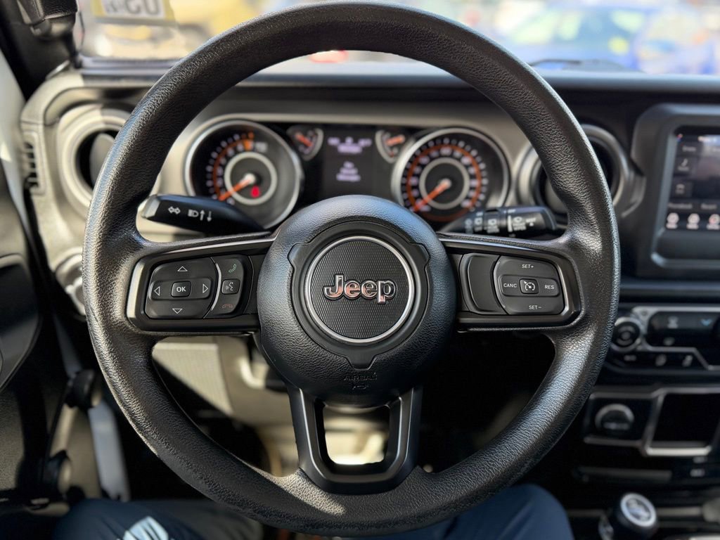 Used 2022 Jeep Wrangler Sport image 8