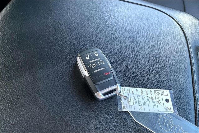 Used 2024 RAM 2500 Laramie image 32