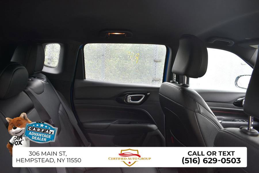 Used 2025 Jeep Compass Trailhawk AWD/4WD image 24