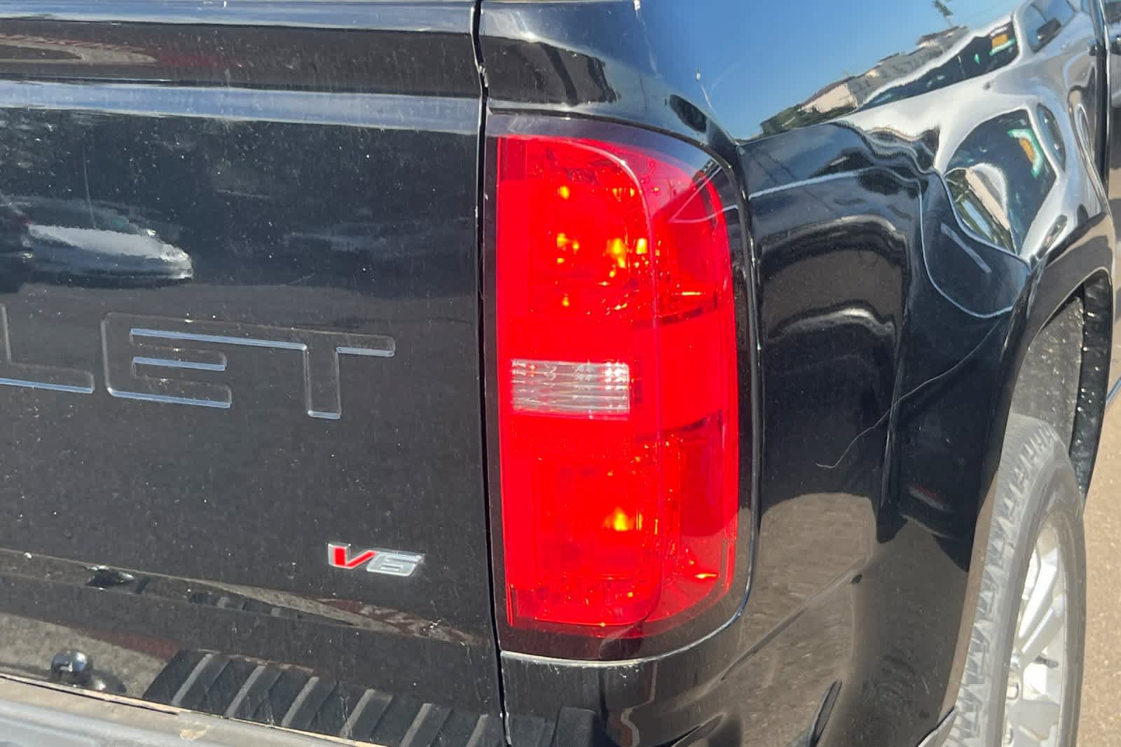 Used 2021 Chevrolet Colorado LT w/ LT Convenience Package RWD image 18