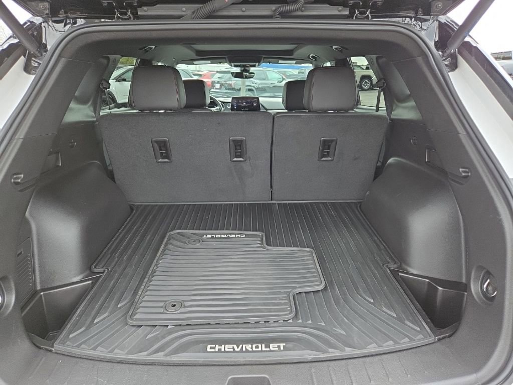 Certified 2025 Chevrolet Blazer RS w/ Driver Confidence II Package AWD/4WD image 8
