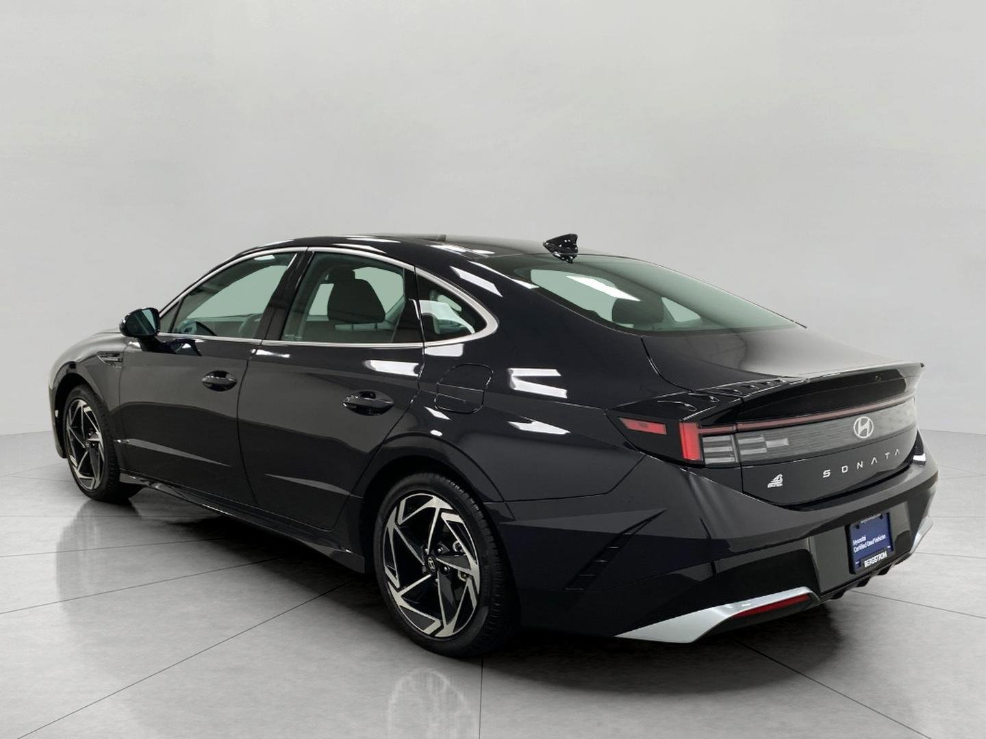 Certified 2024 Hyundai Sonata SEL w/ Convenience Package image 6