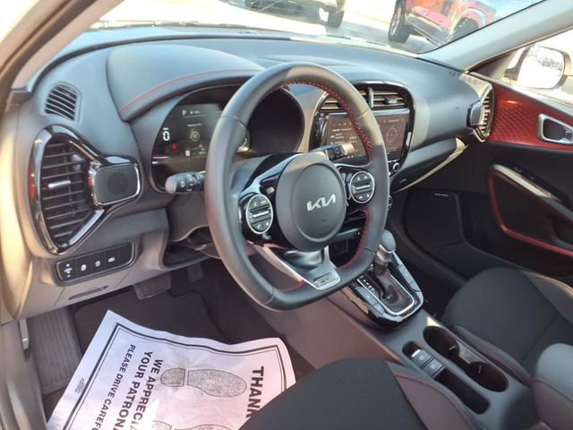 Used 2025 Kia Soul GT-Line w/ GT-Line Technology Package image 11