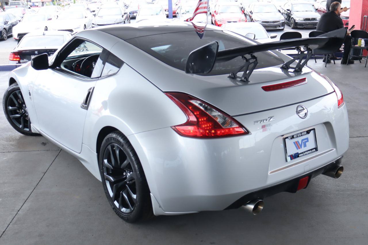 Used 2019 Nissan 370Z Coupe RWD image 7