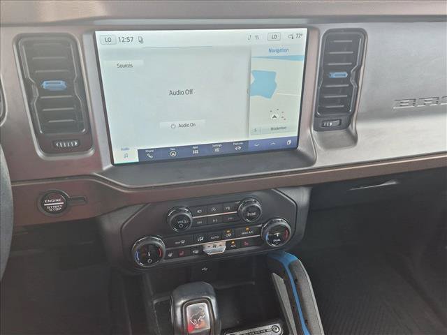 Used 2022 Ford Bronco Outer Banks AWD/4WD image 12