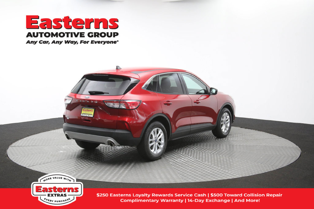 Used 2022 Ford Escape SE w/ Convenience Package FWD image 43