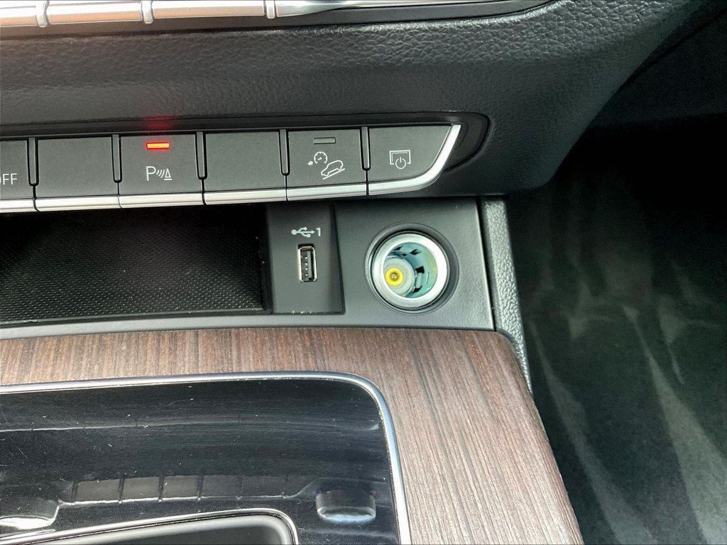 Used 2024 Audi Q5 2.0T Premium AWD/4WD image 18