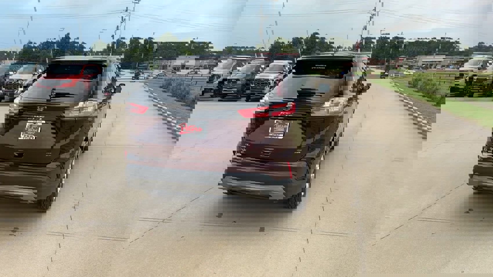 Used 2024 Ford Edge SEL image 7