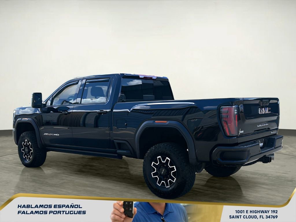 Used 2024 GMC Sierra 2500 AT4X image 4