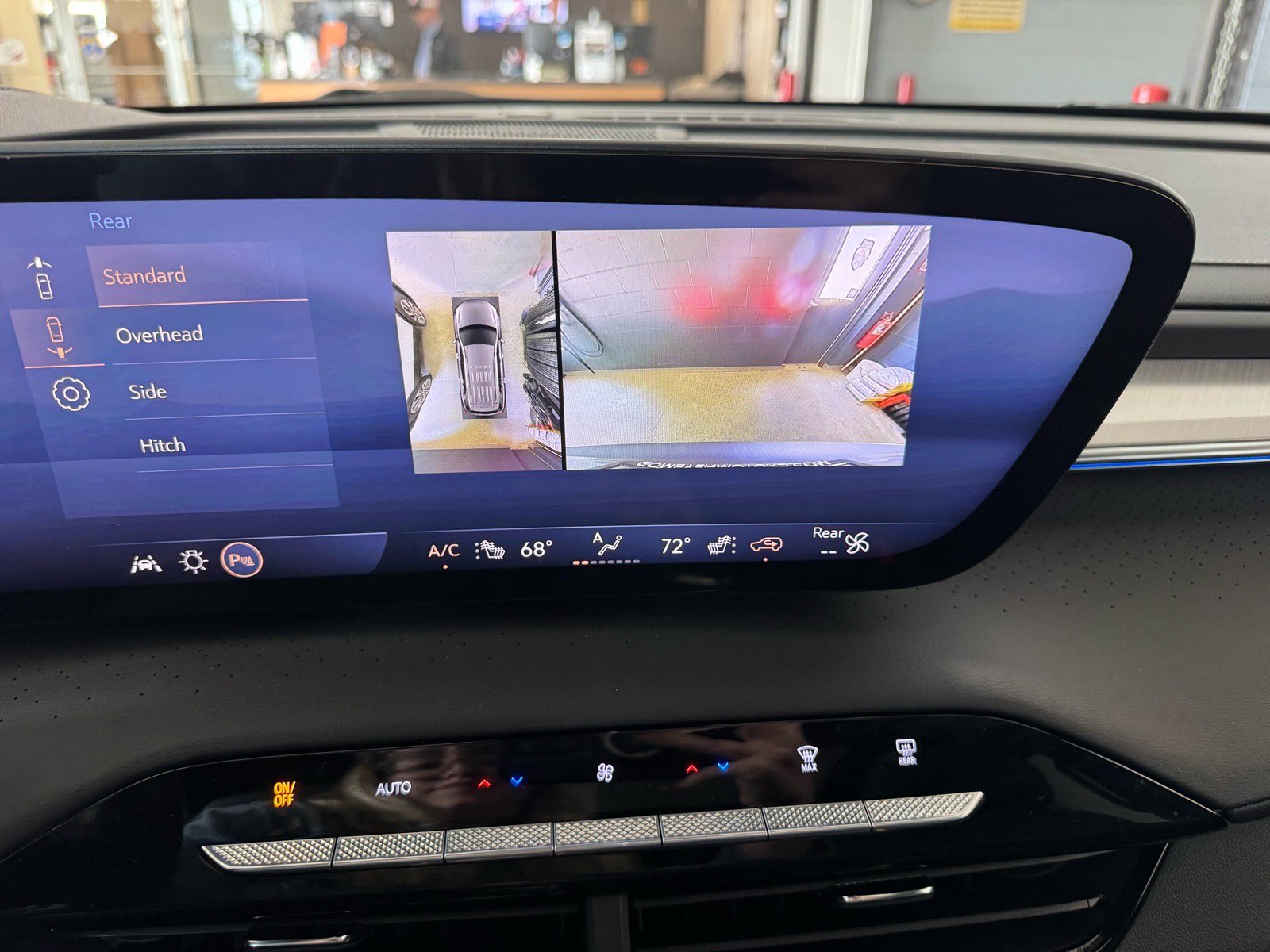 Certified 2025 Buick Enclave Avenir w/ Super Cruise Package image 26