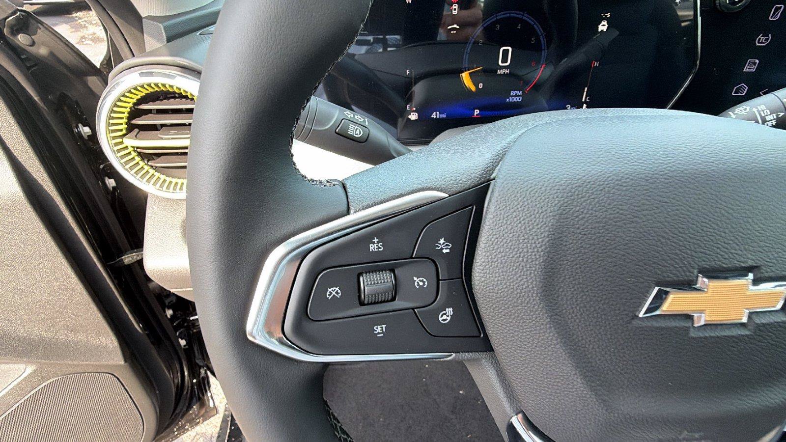 New 2026 Chevrolet Trax LT w/ Driver Confidence Package FWD image 21