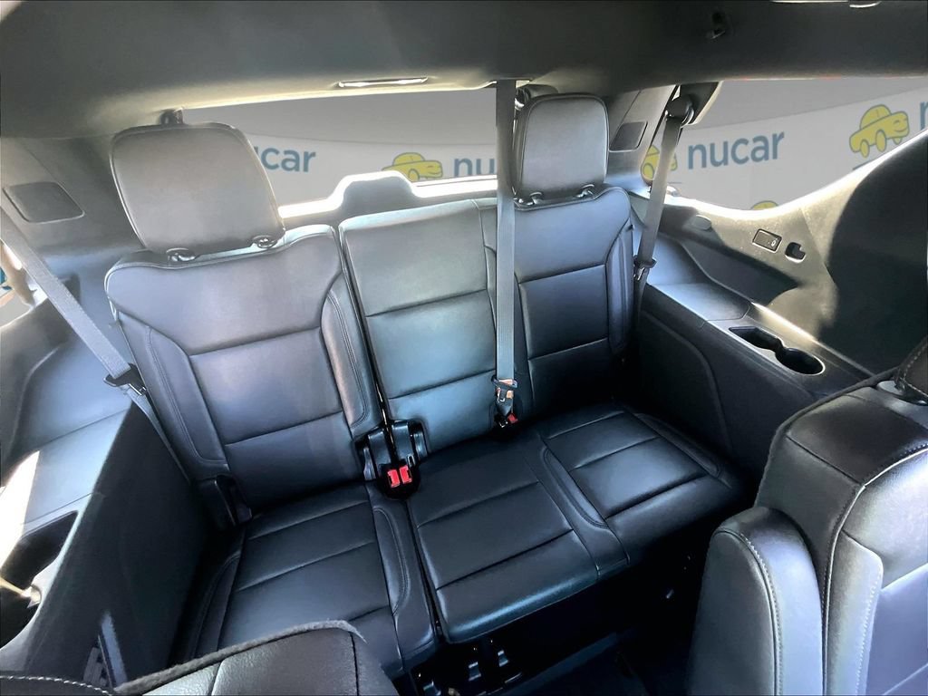 Used 2024 Chevrolet Tahoe Z71 w/ Luxury Package AWD/4WD image 16