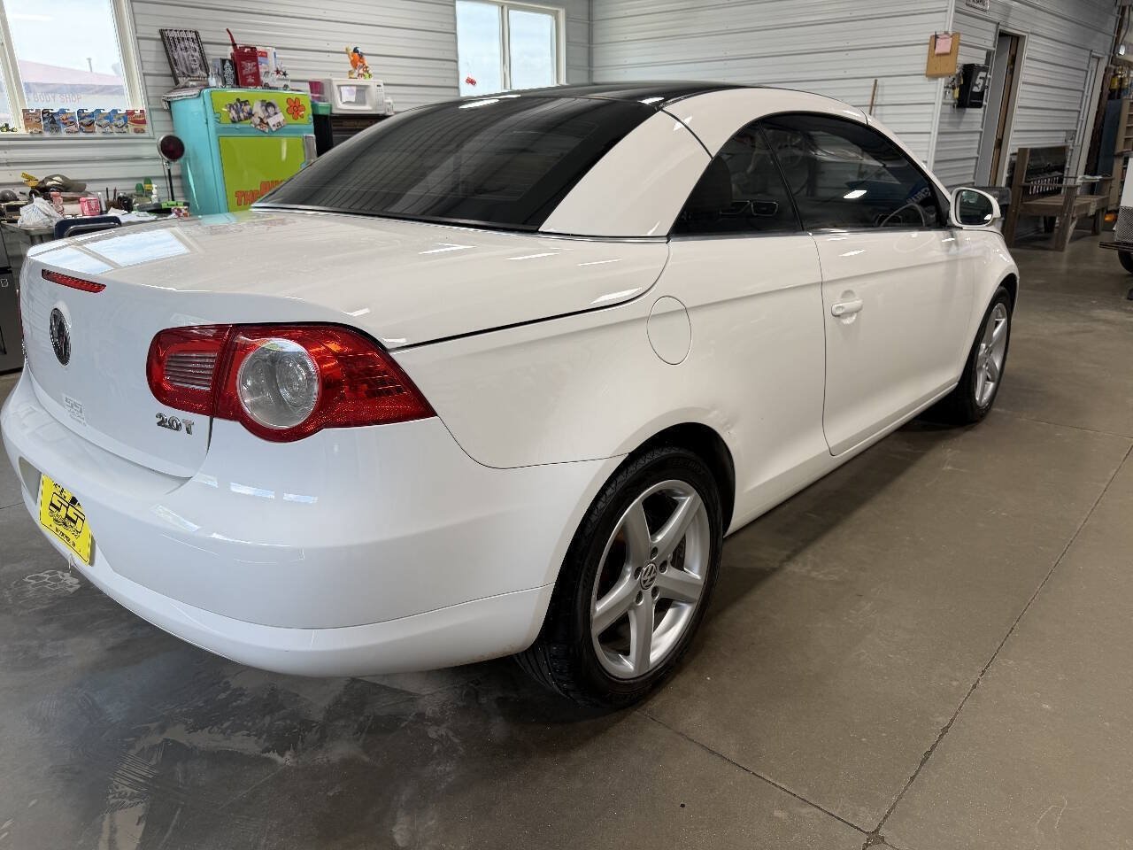 Used 2007 Volkswagen Eos 2.0T FWD image 6