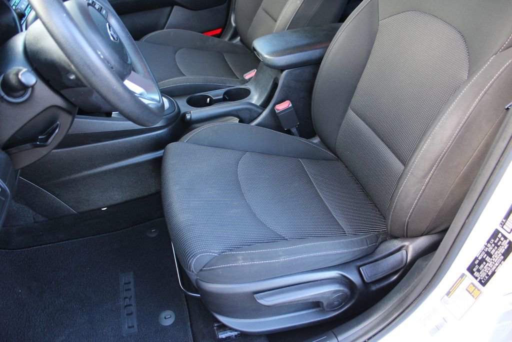 Used 2021 Kia Forte LXS image 19