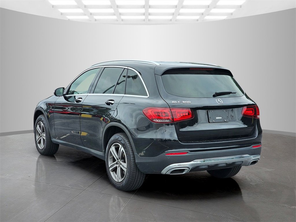 Used 2022 Mercedes-Benz GLC 300 image 4