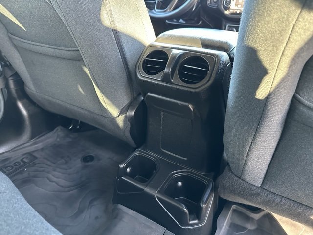 Used 2024 Jeep Wrangler Sport image 18