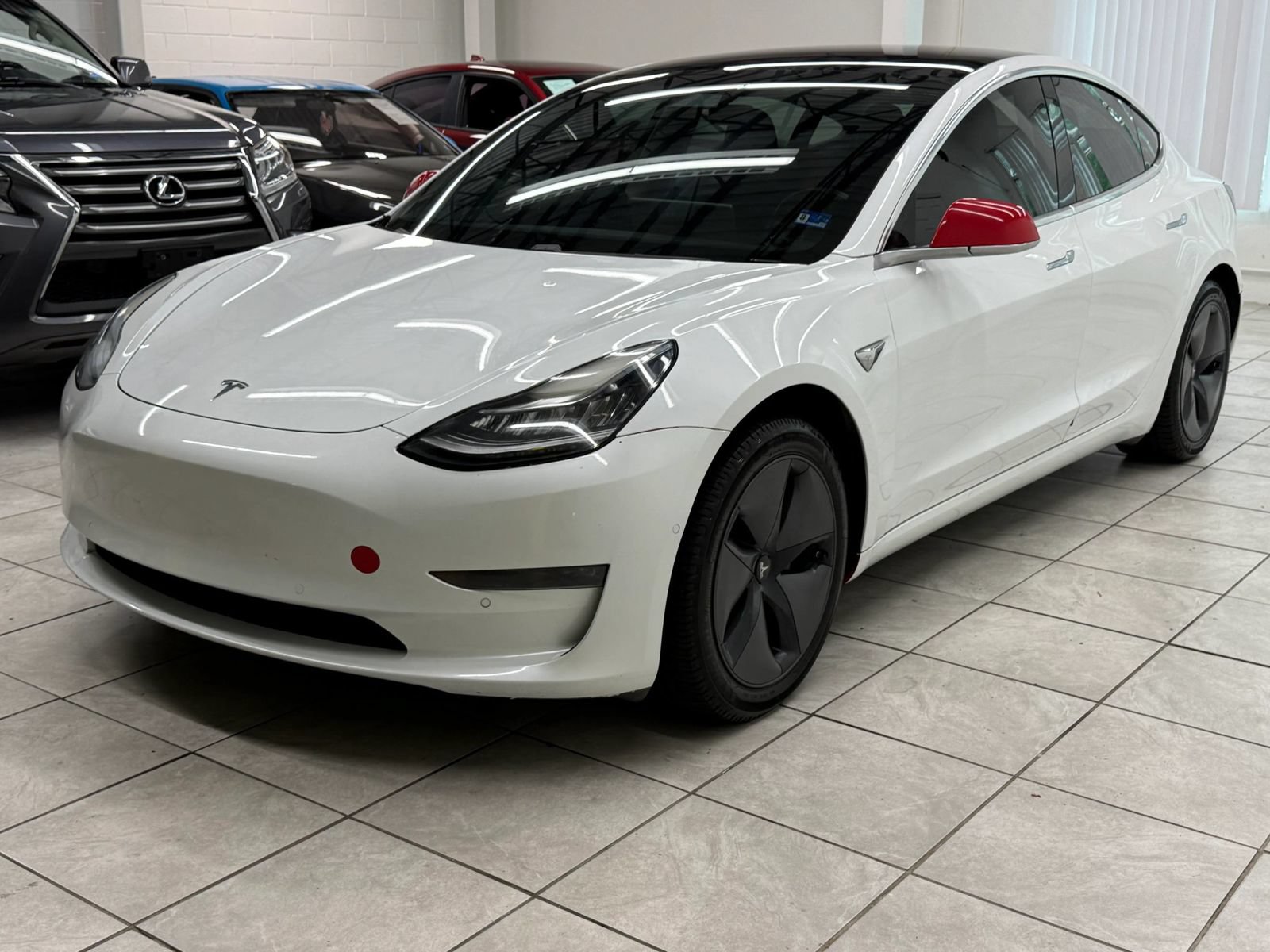 Used 2018 Tesla Model 3 Long Range RWD image 3
