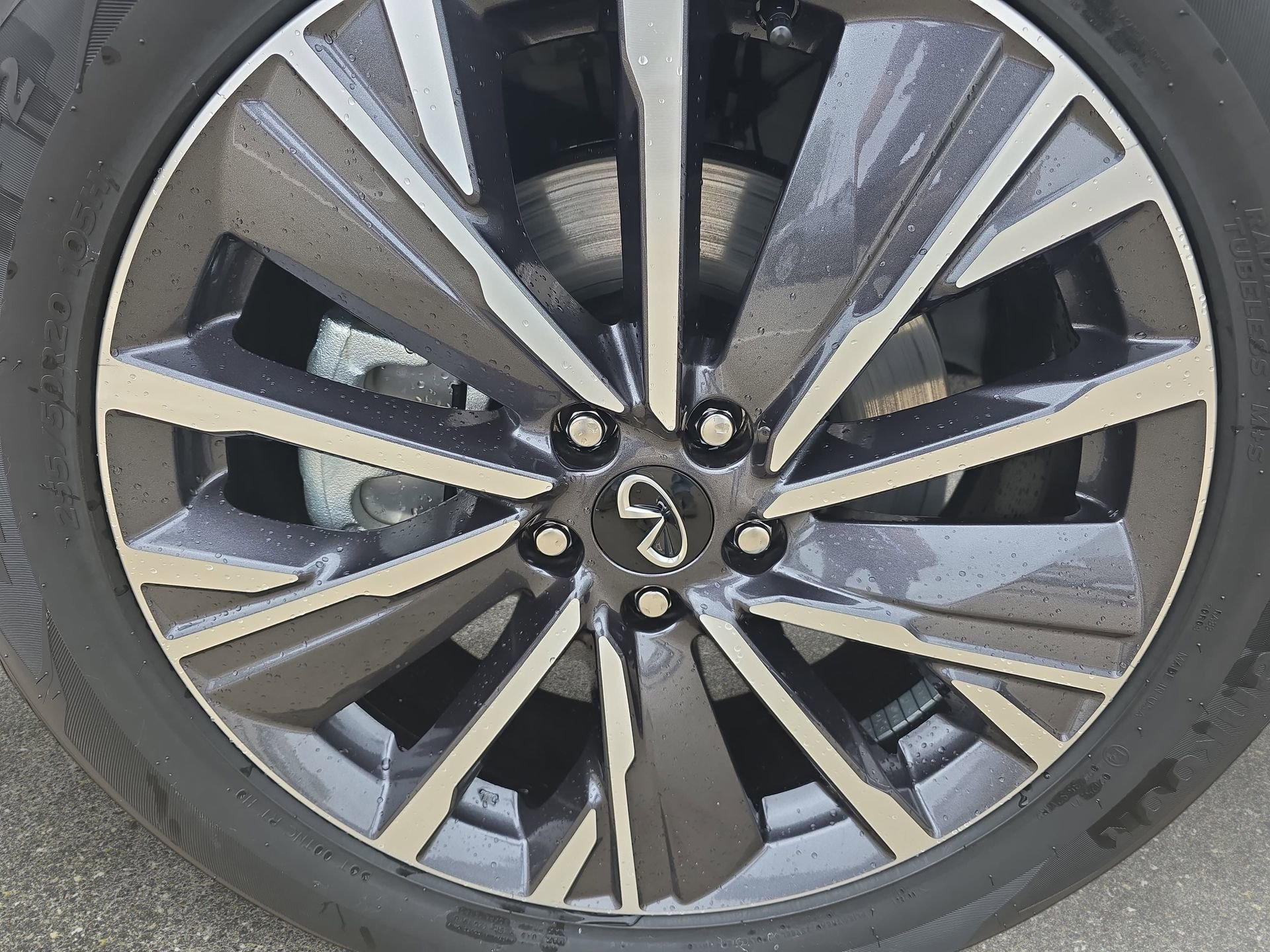 New 2026 INFINITI QX60 Luxe w/ Cargo Package AWD/4WD image 32