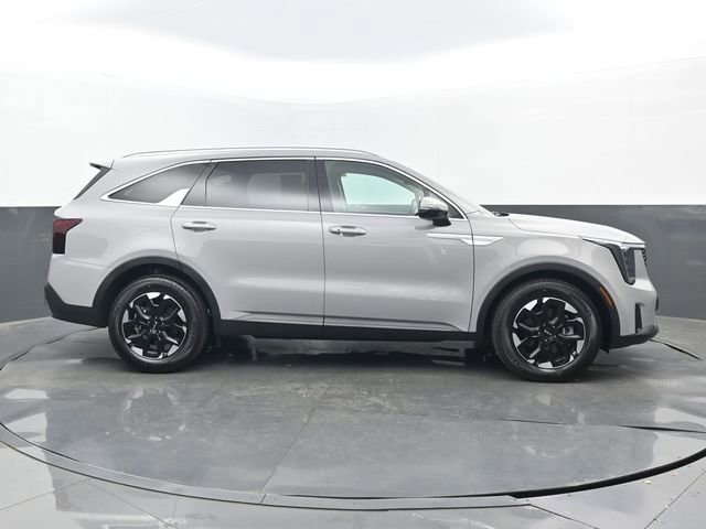 Used 2025 Kia Sorento S w/ Panoramic Sunroof Package FWD image 2