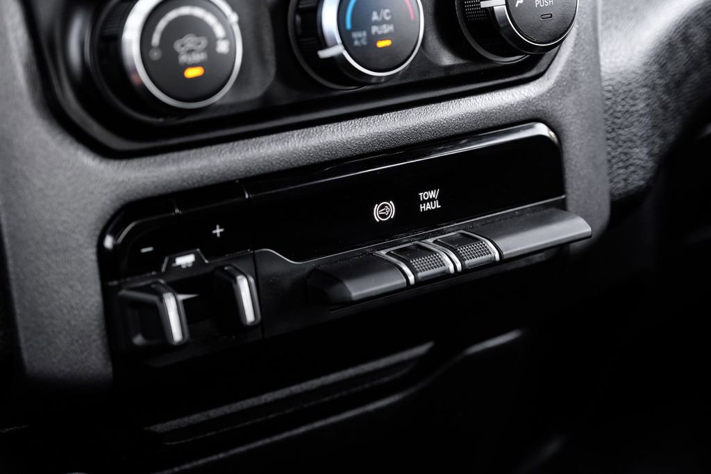 Used 2021 RAM 2500 Big Horn image 22