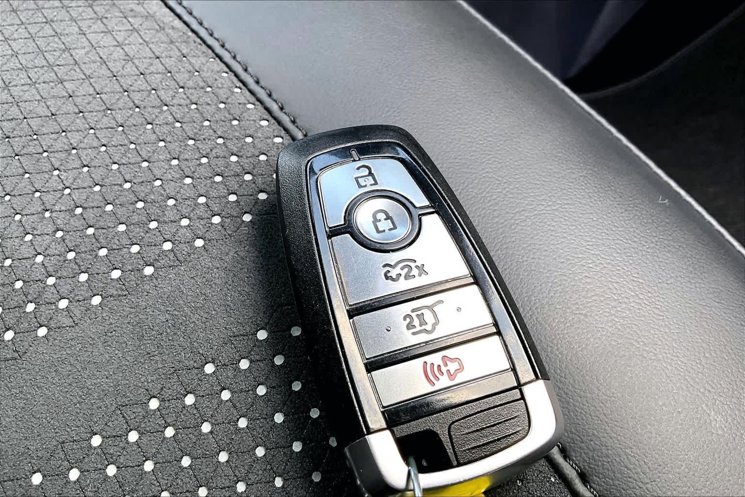 Used 2025 Ford Mustang Mach-E GT AWD/4WD image 18