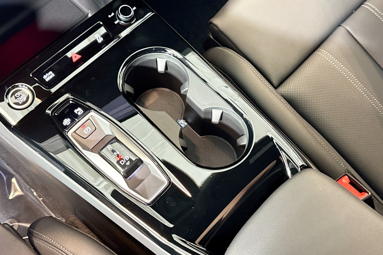New 2027 Audi Q6 e-tron Premium Plus AWD/4WD image 14