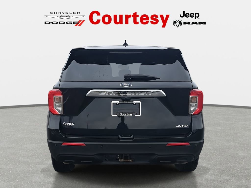 Used 2022 Ford Explorer 4WD w/ Class IV Trailer Tow Package image 6