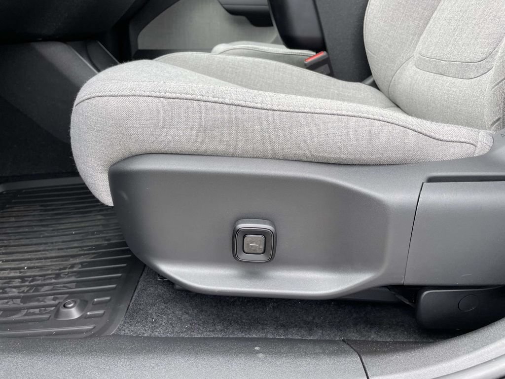 New 2025 Volvo EX30 Ultra w/ Protection Package Premier AWD/4WD image 8