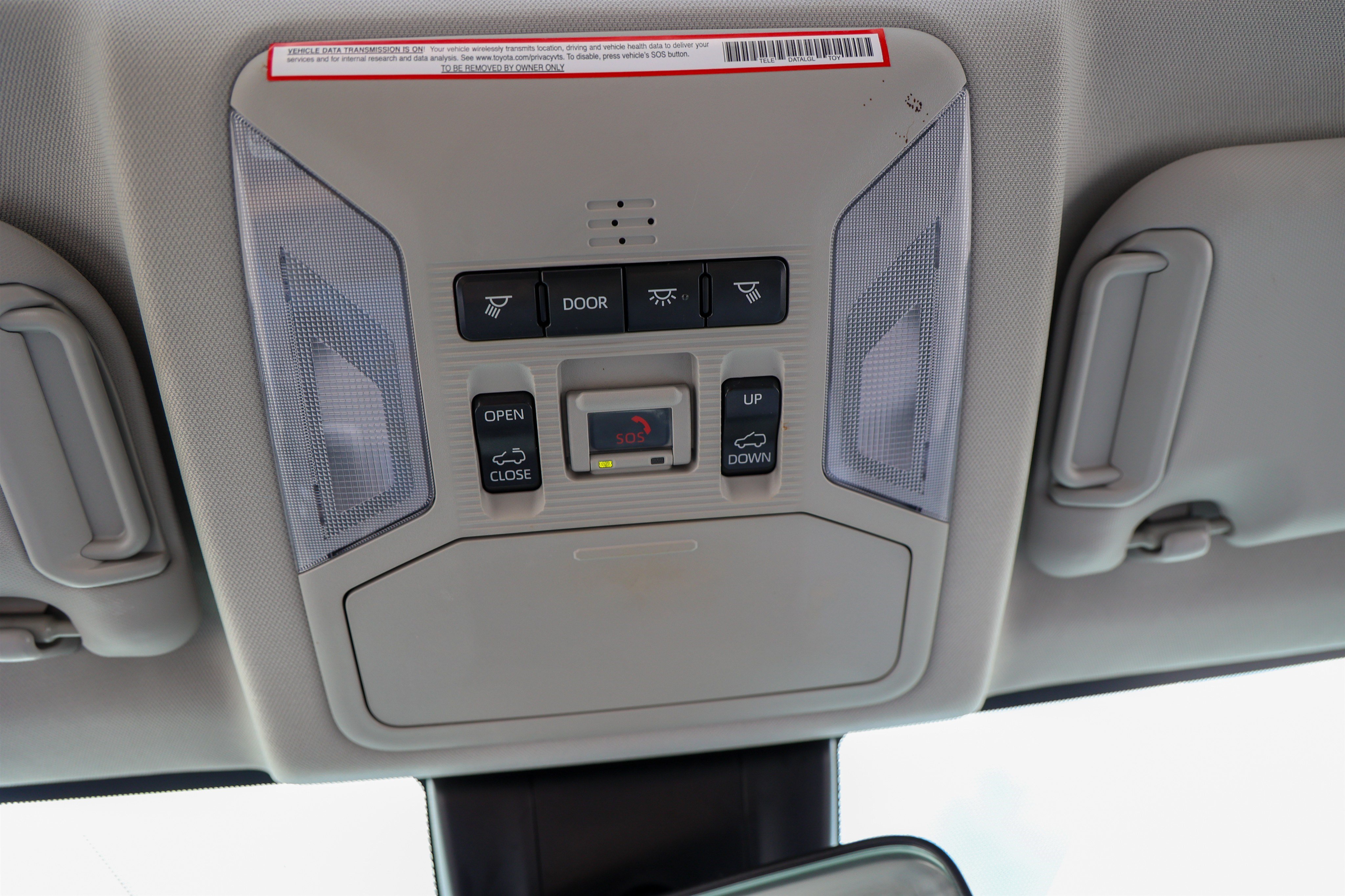Used 2020 Toyota RAV4 XLE Premium FWD image 25