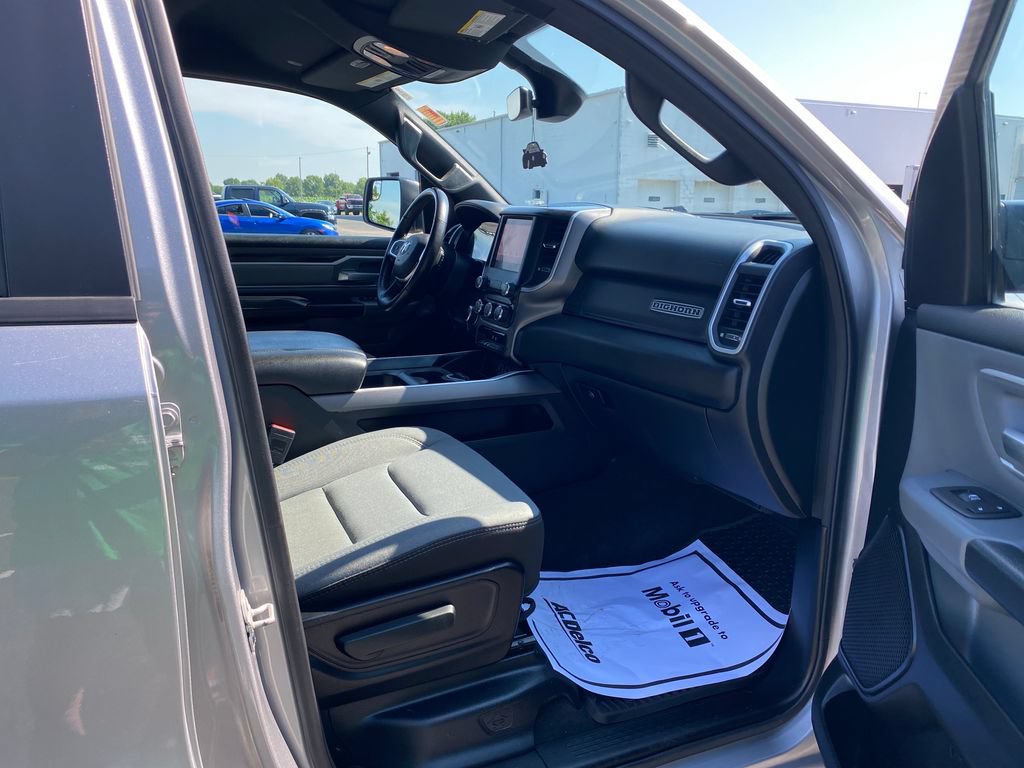 Used 2022 RAM 1500 Big Horn AWD/4WD image 12