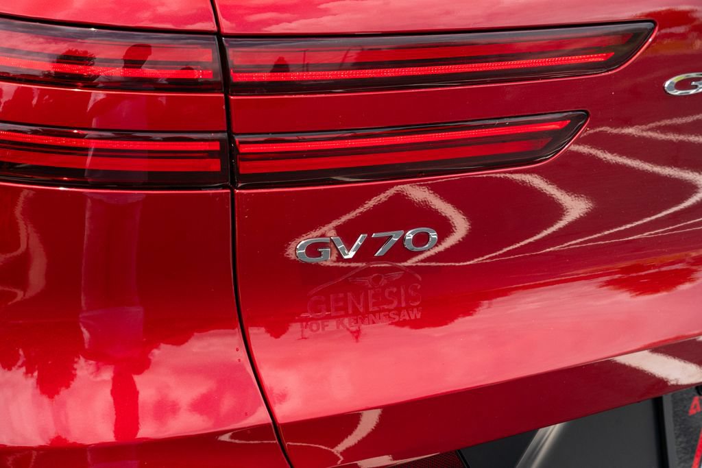 Used 2022 Genesis GV70 3.5T Sport w/ Sport Advanced Package AWD/4WD image 21