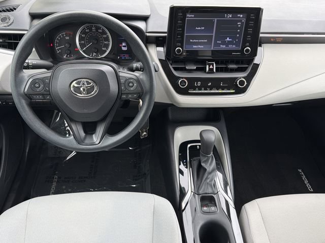Used 2022 Toyota Corolla LE FWD image 22