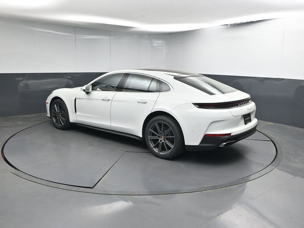 New 2026 Porsche Panamera RWD image 3