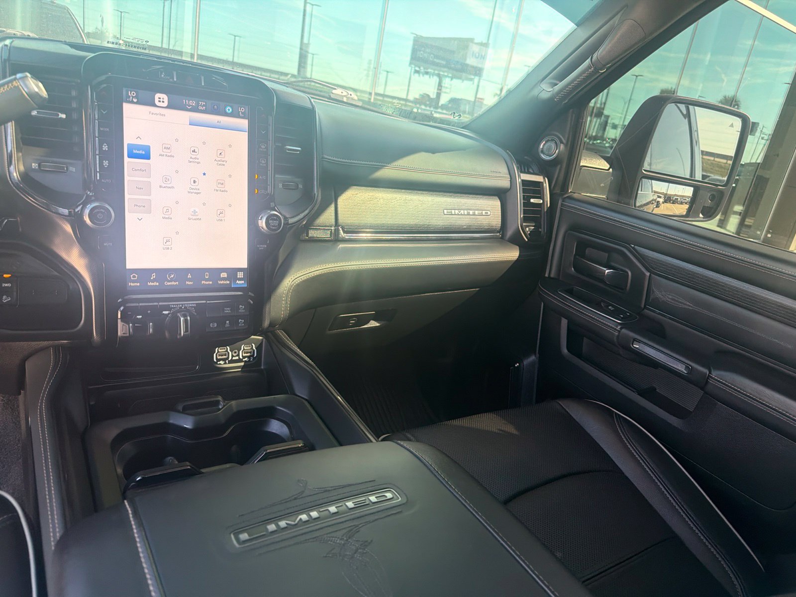Used 2024 RAM 2500 Limited AWD/4WD image 17