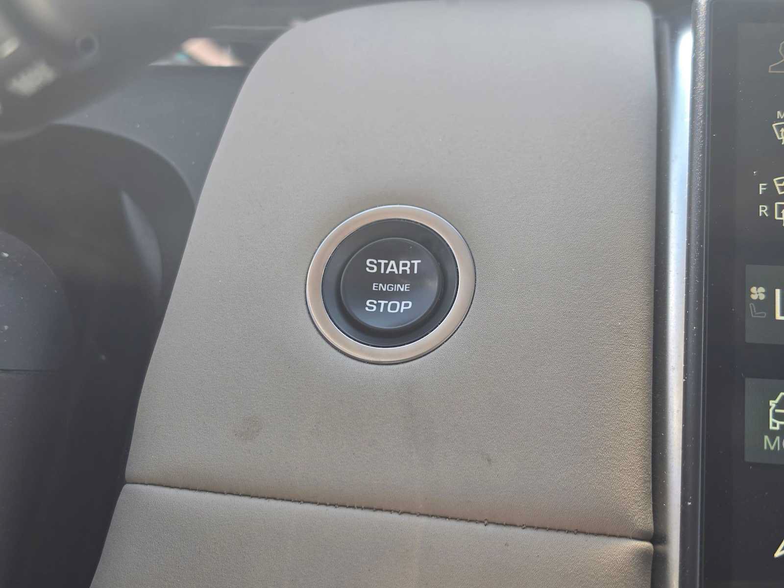 Used 2024 Land Rover Discovery Sport S AWD/4WD image 30