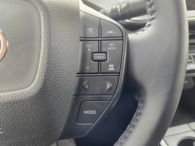 Used 2025 Toyota Prius LE FWD image 24