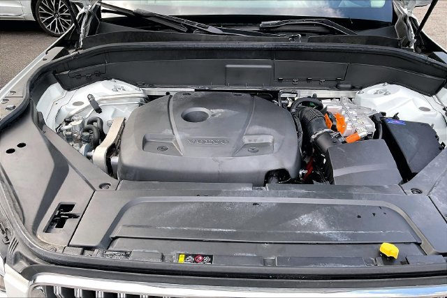 Certified 2024 Volvo XC90 T8 Ultimate w/ Protection Package Premier AWD/4WD image 13