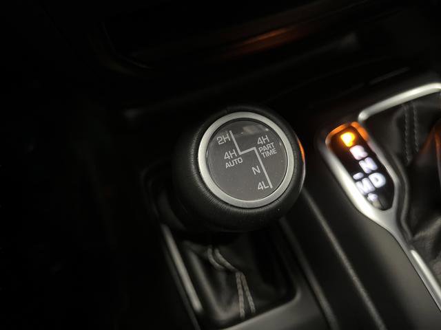 Used 2023 Jeep Wrangler Unlimited Sahara w/ Cold Weather Group image 22