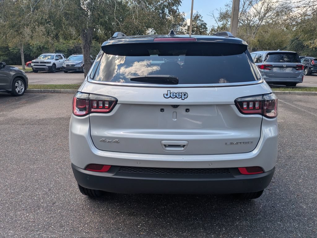 Used 2025 Jeep Compass Limited AWD/4WD image 5