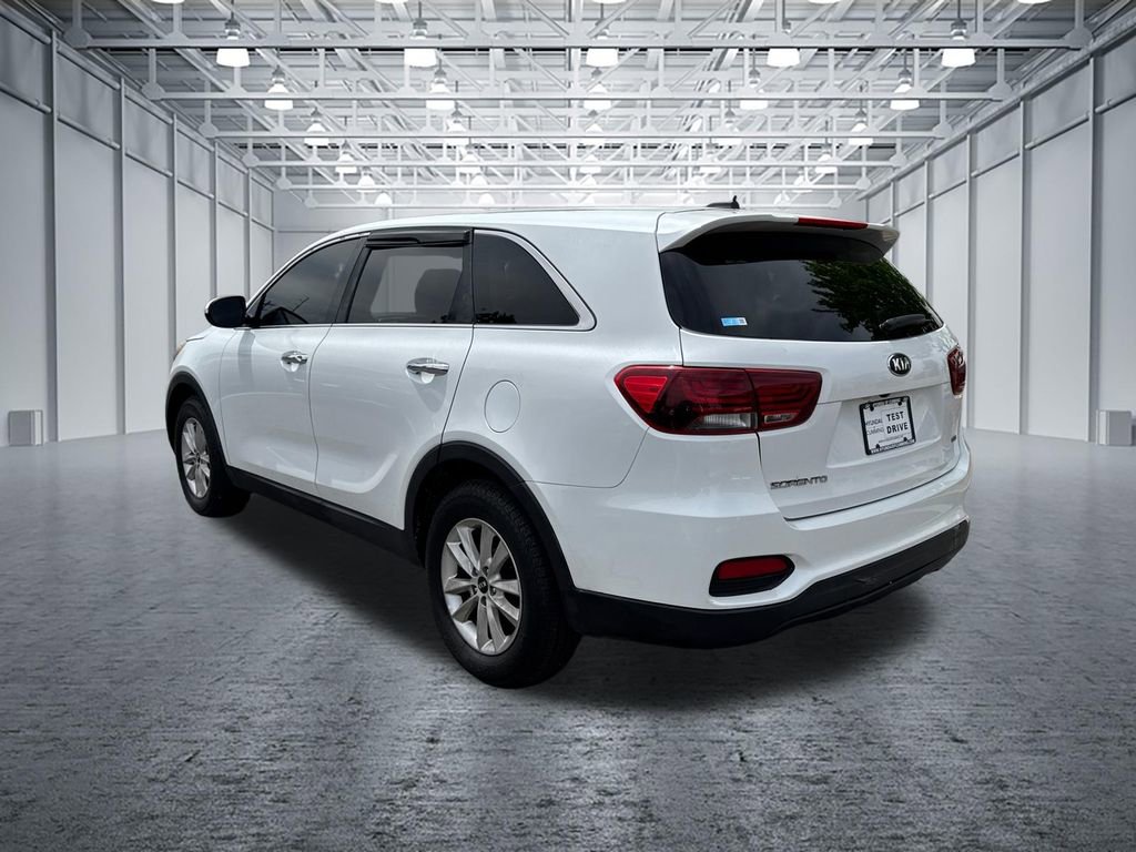 Used 2019 Kia Sorento FWD image 5