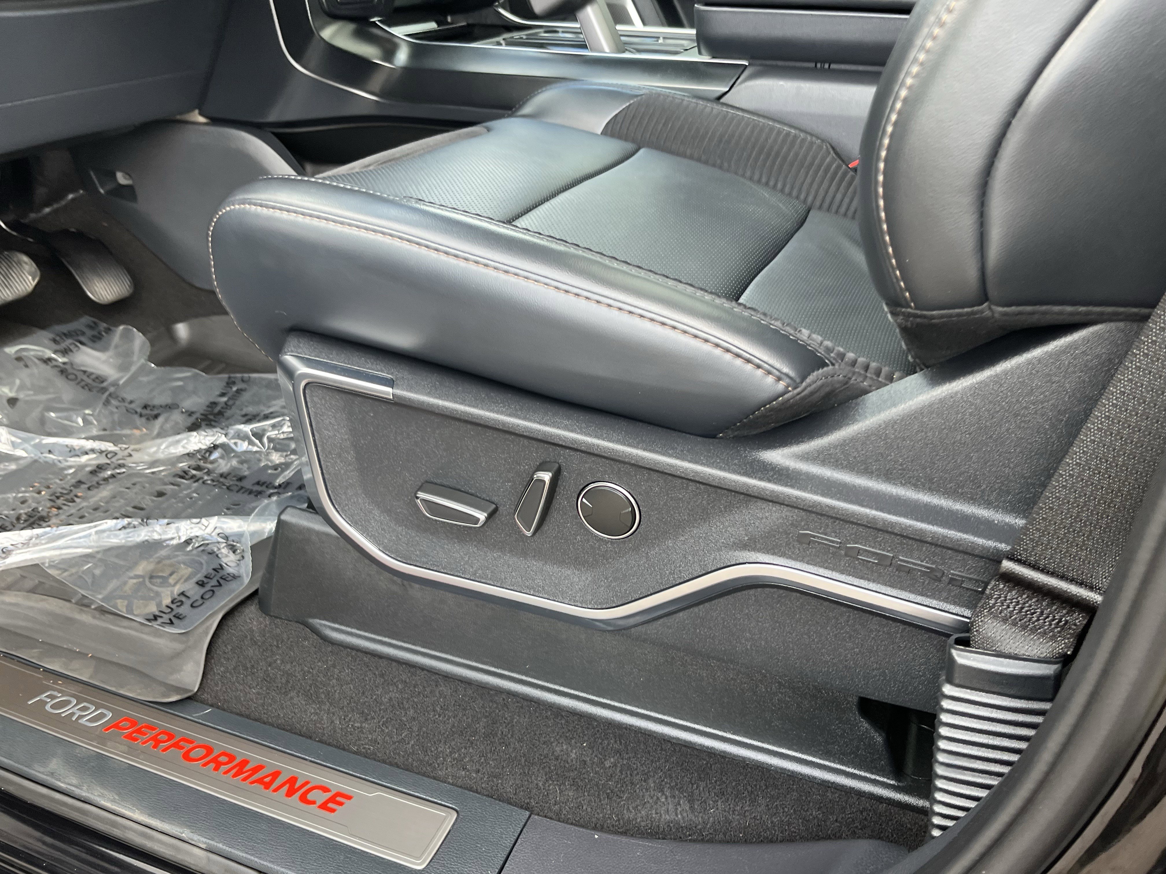 Used 2023 Ford F150 Raptor AWD/4WD image 17