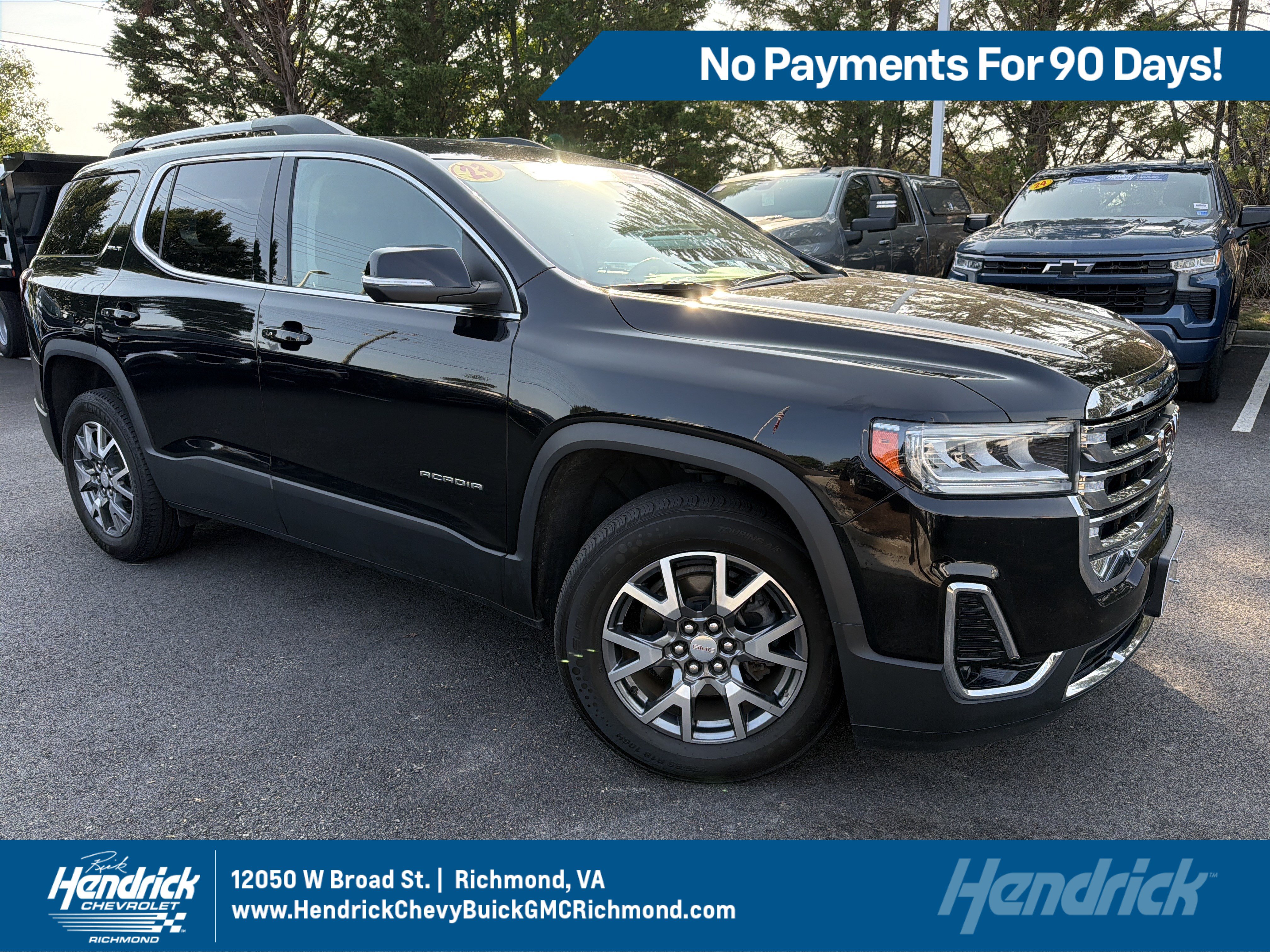 Used 2023 GMC Acadia SLT AWD/4WD image 1