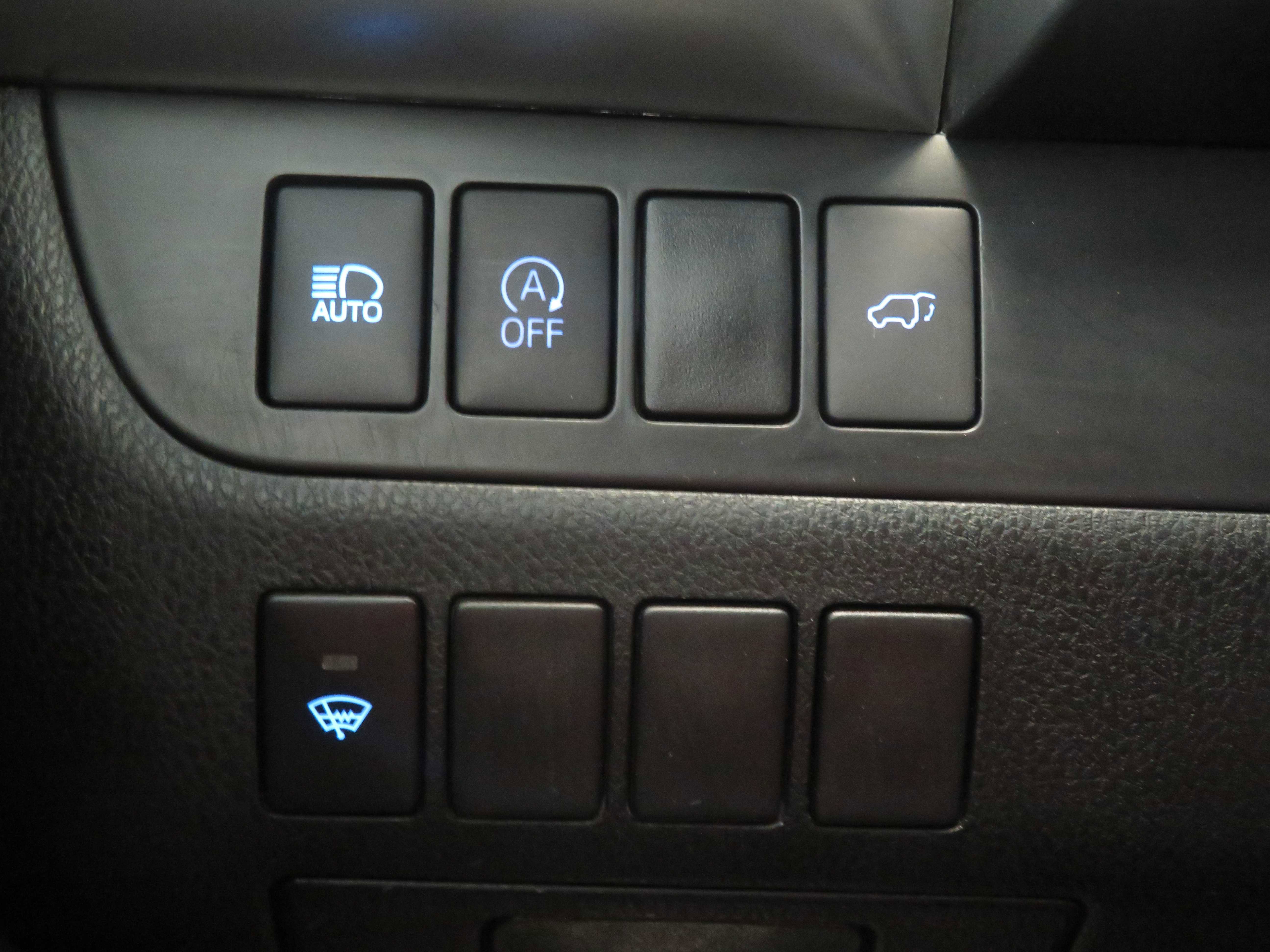 Used 2017 Toyota Highlander XLE FWD image 40