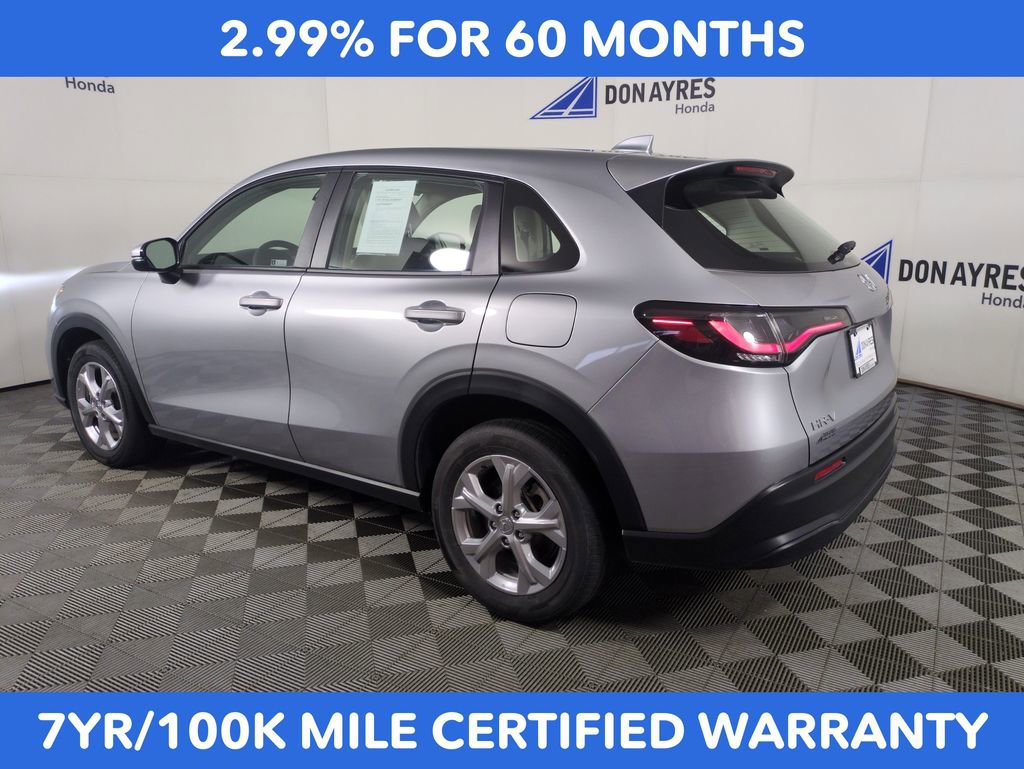 Certified 2024 Honda HR-V LX image 3