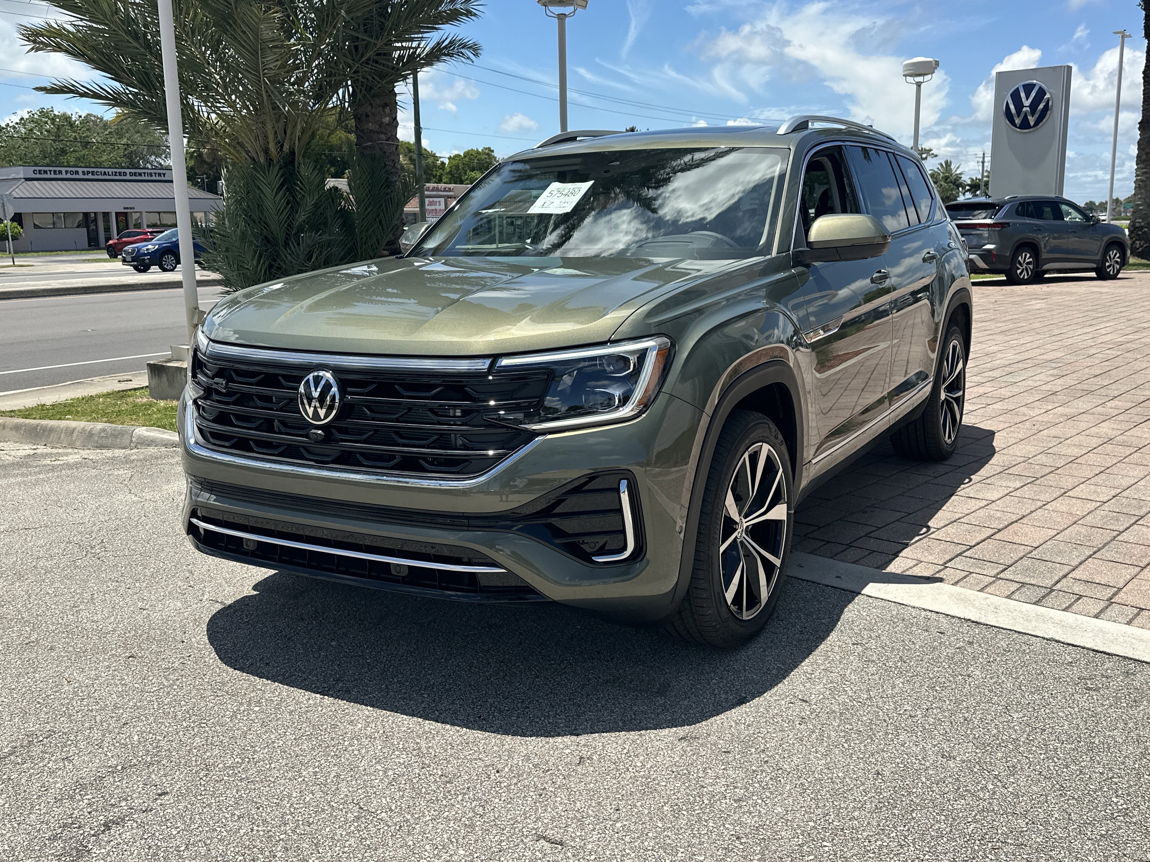 New 2026 Volkswagen Atlas SEL Premium R-Line AWD/4WD image 3