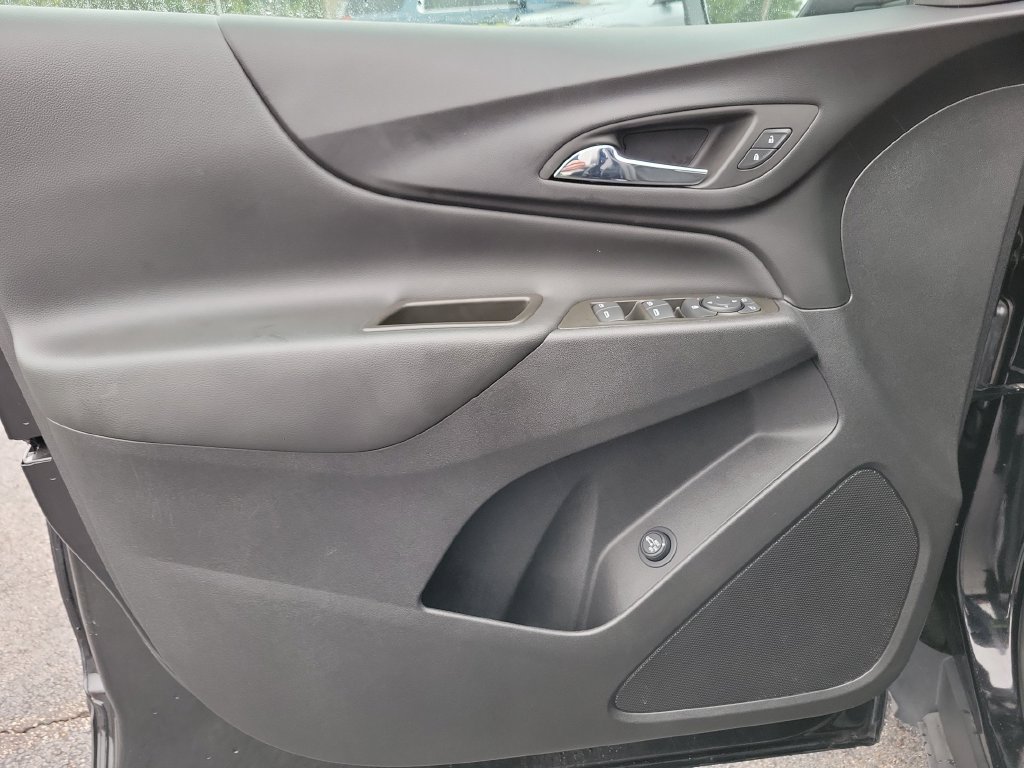 Used 2023 Chevrolet Equinox LT FWD image 25